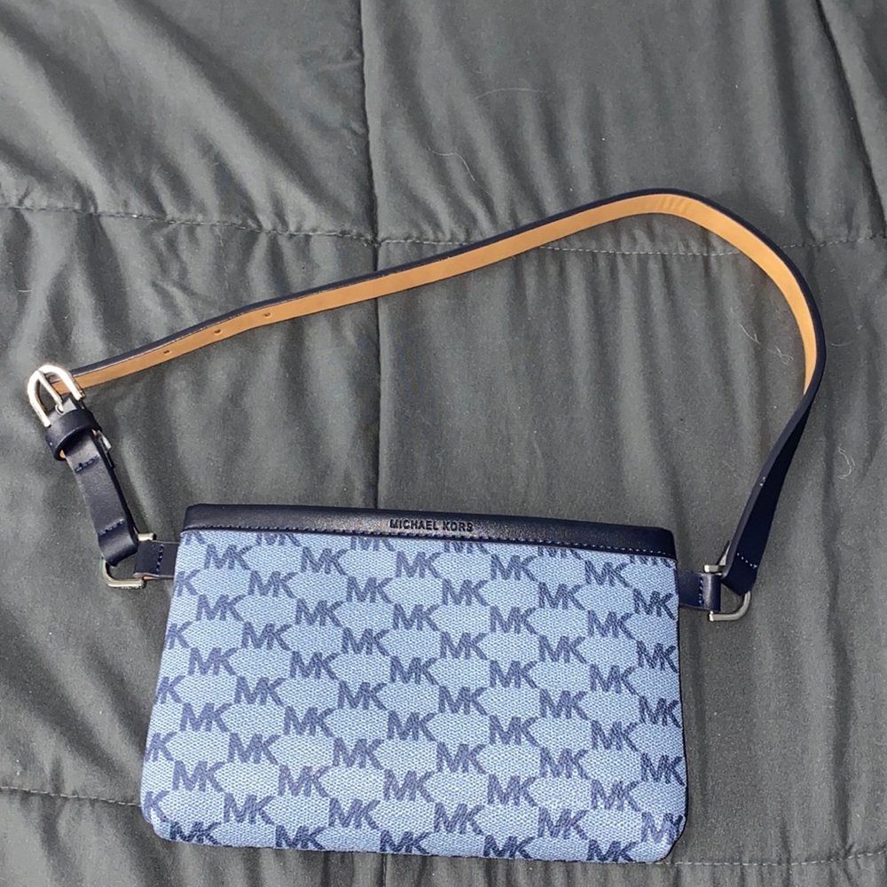 NWT MICHAEL KORS LEATHER FANNY PACK PURSE ON BELT